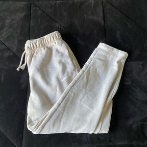 Nike fleece pants